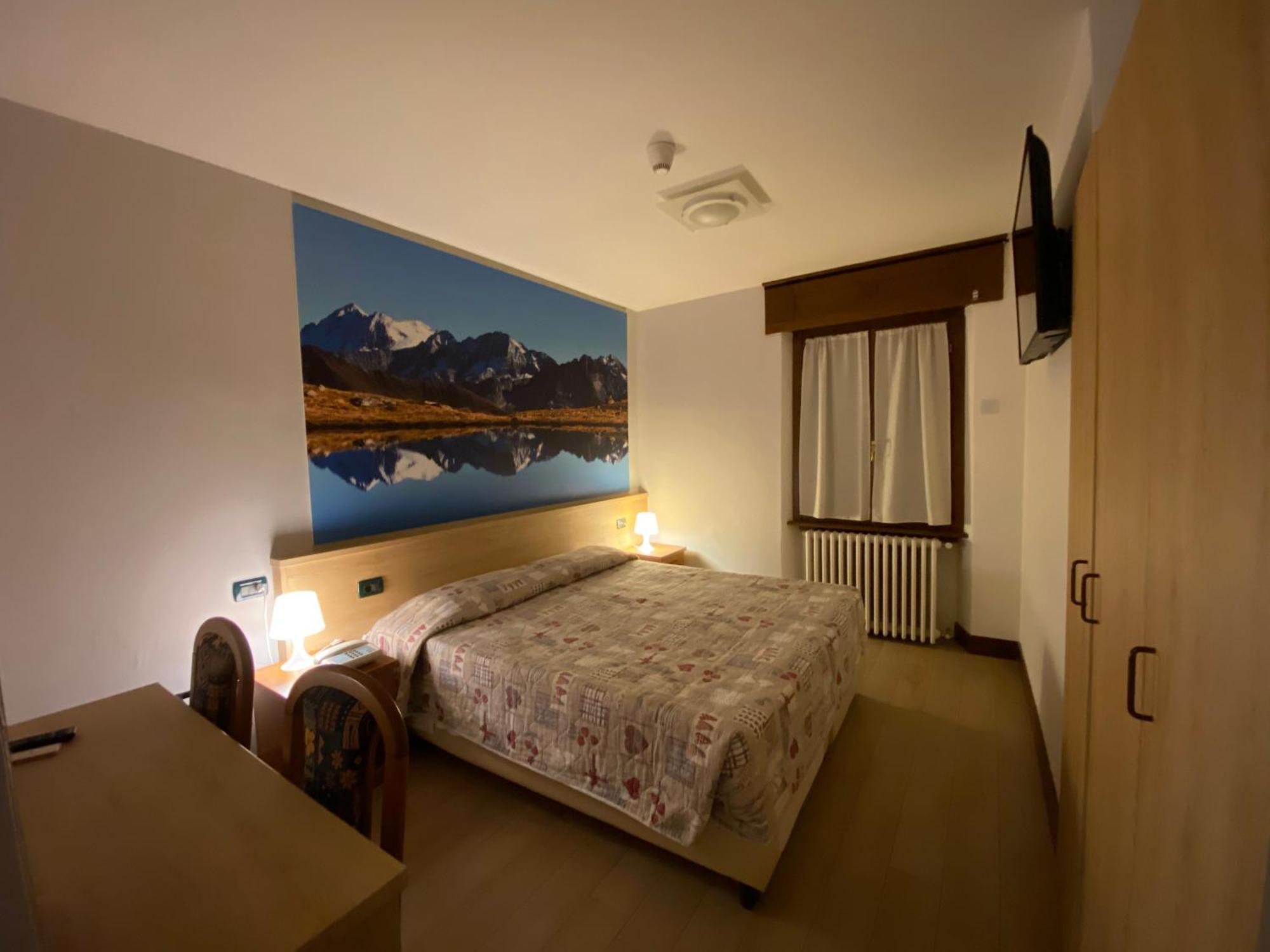 Hotel Sciatori 3 Stelle Superior Temù Buitenkant foto